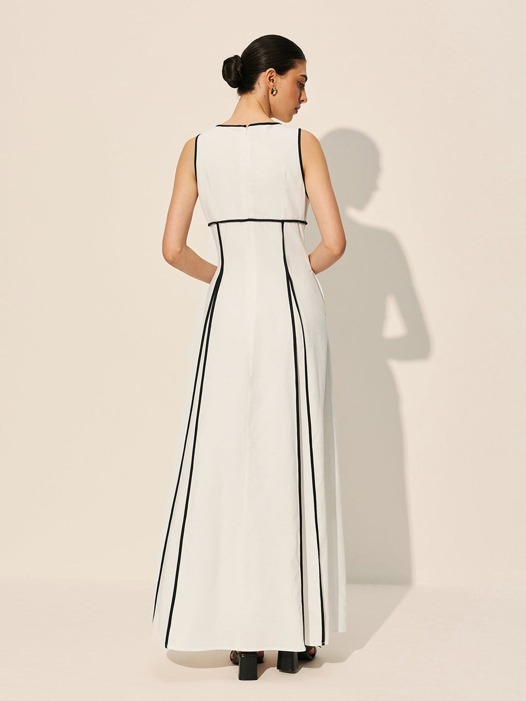 Contrast Trim Dress With Pockets