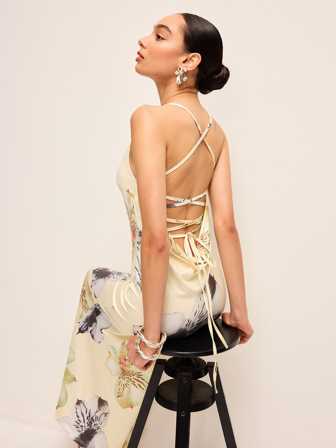 Backless Lace-Up Floral Dress