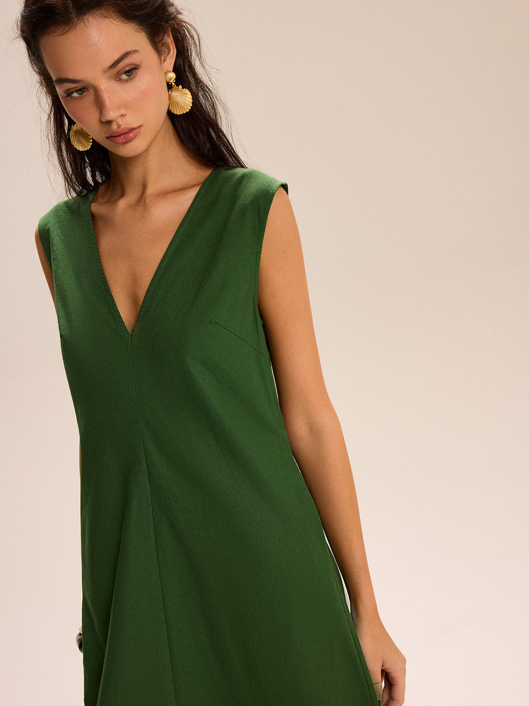 Linen & Cotton Pocketed V-Neck Maxi Dress