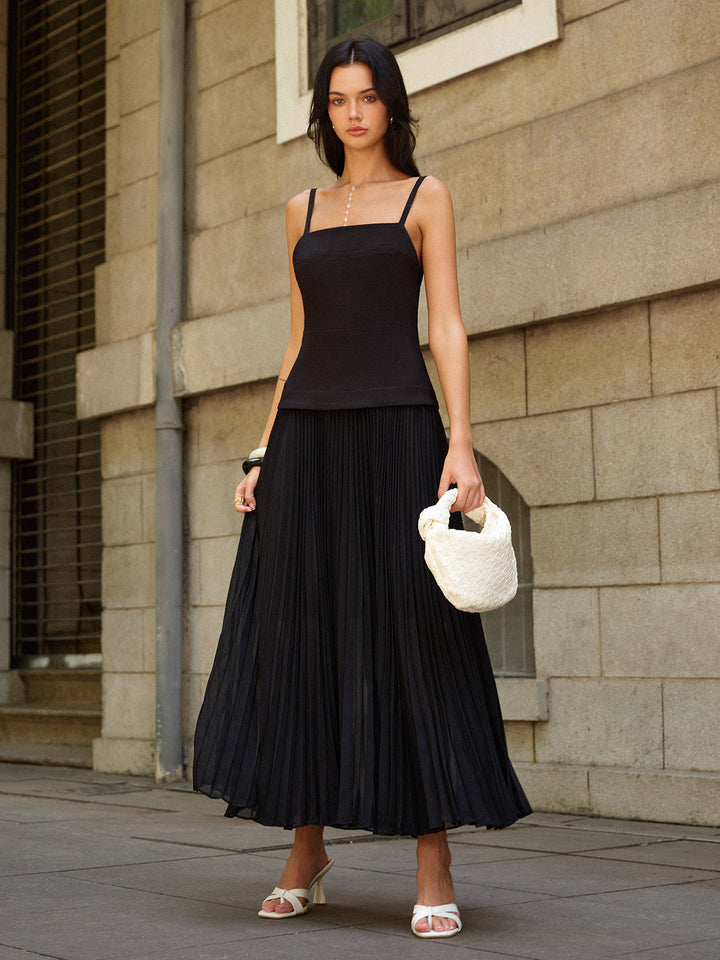 Spaghetti-Strap Backless Pleated Maxi Dress