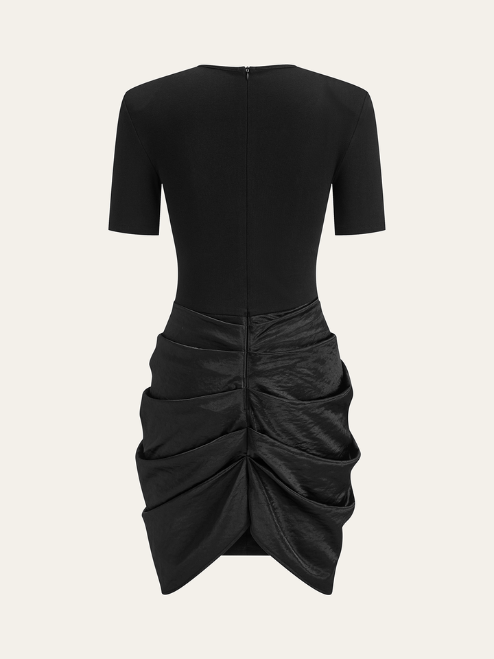 Short Sleeve Ruched Metal Buckle Dress