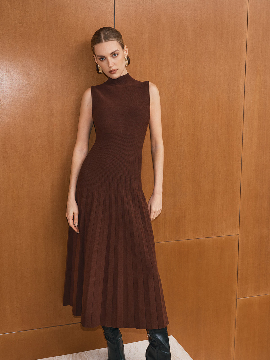 Turtleneck Sleeveless Knit Maxi Dress without Belt