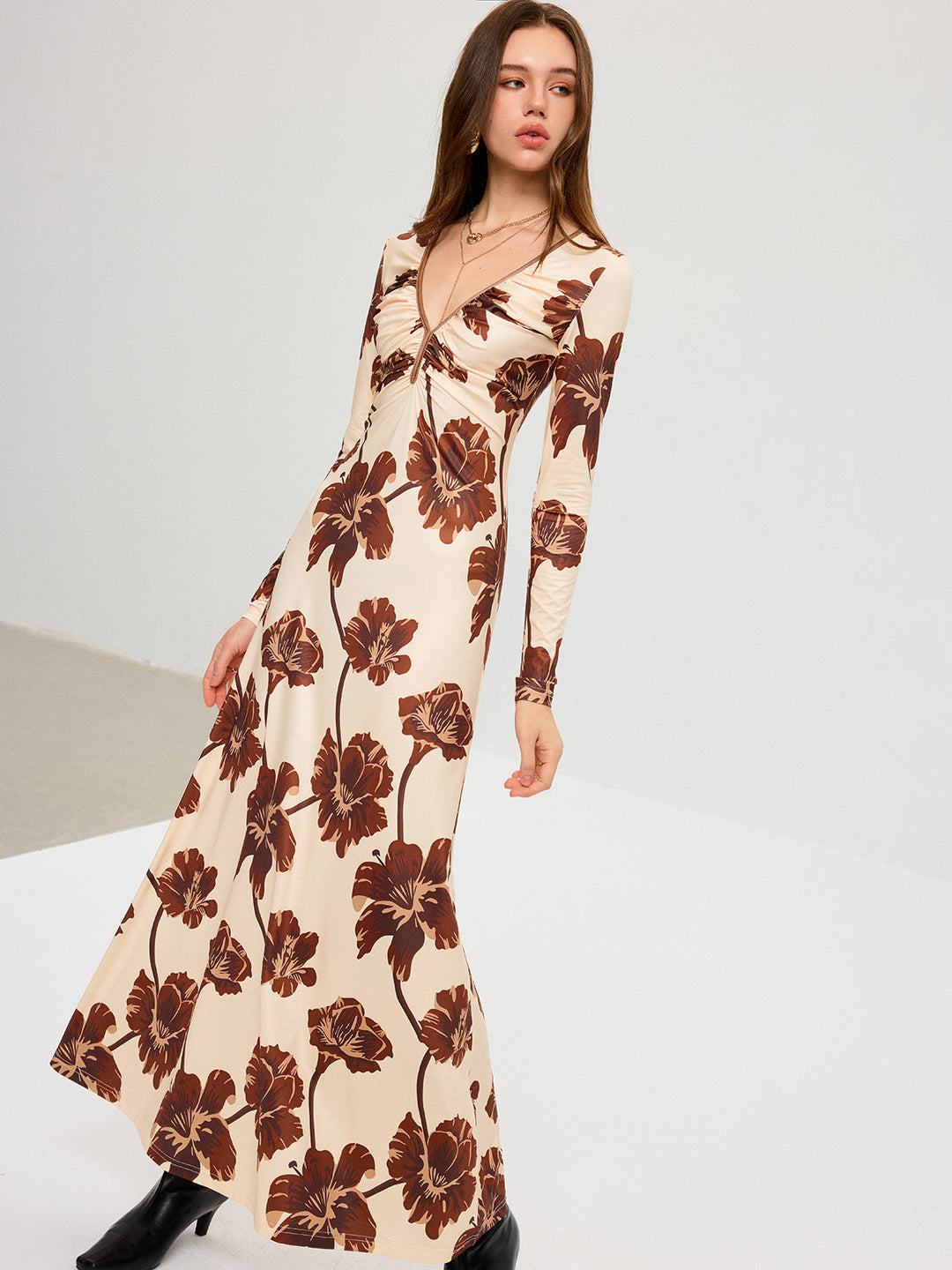 Floral Print V-Neck Maxi Dress