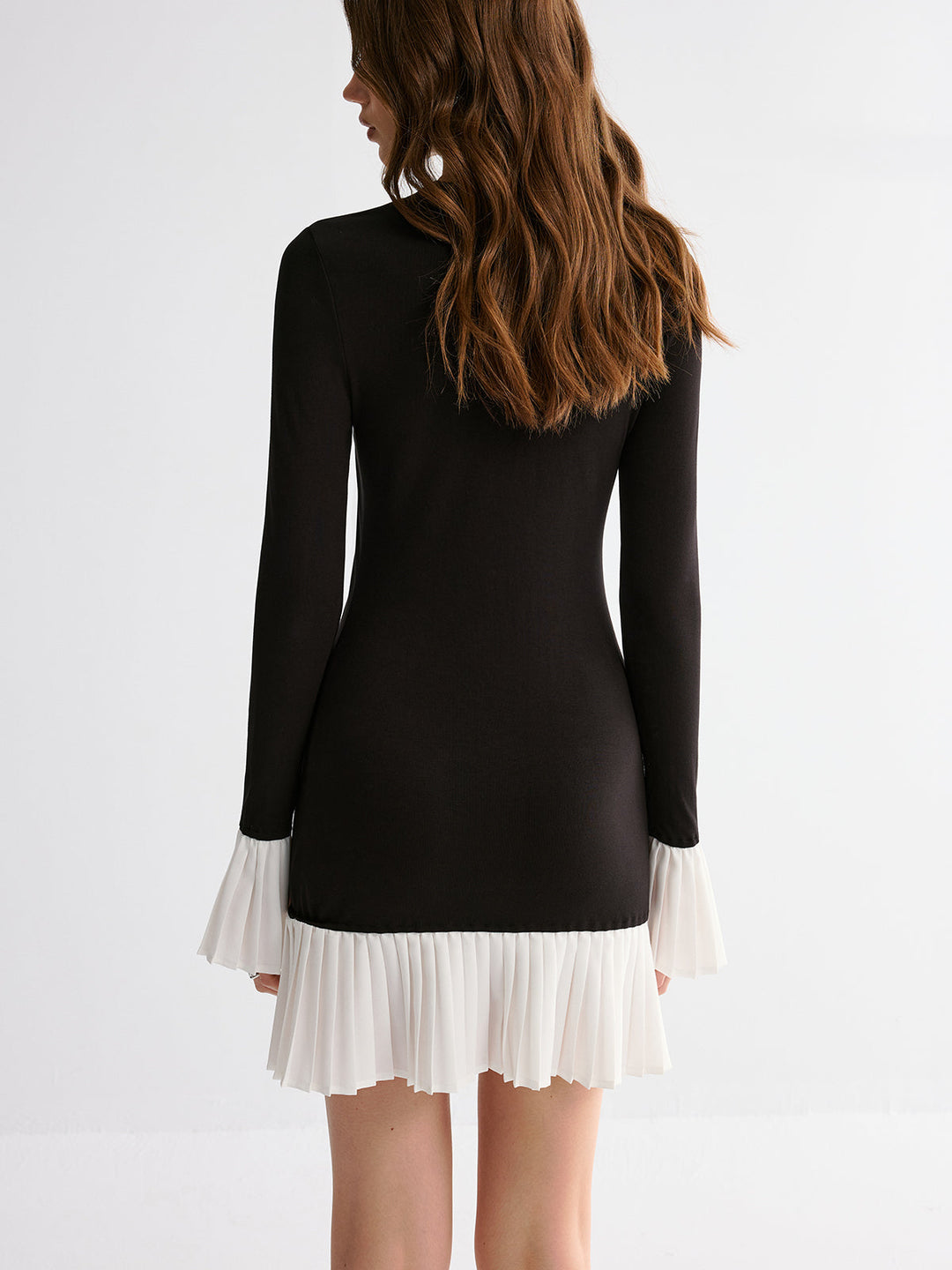Pleated Contrast Flared Sleeve Dress