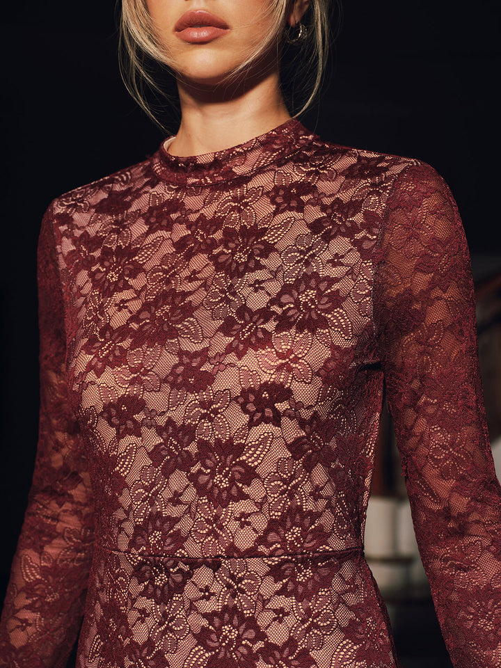 Lace Long Sleeve Fitted Backless Maxi Dress